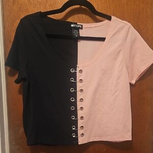 Hot Topic Black and Pink Eyelet Short Sleeve Tee